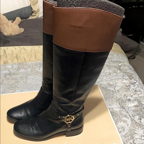 Micheal Kors boot fulton harness boots - Picture 5 of 6